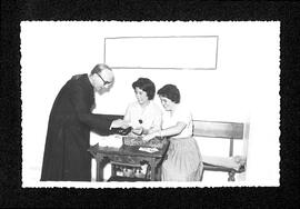Retrat de dues dones joves i religiós